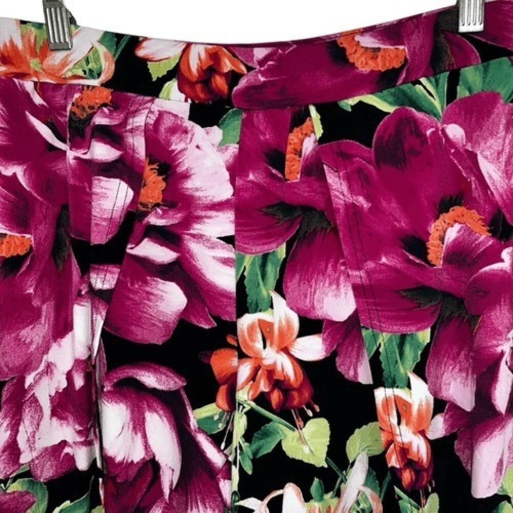 G.I.L.I. Black Floral Wide Leg Pull On Knit Cape Pants NWOT Size XS - Picture 3 of 9